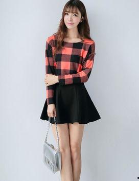 欧美辣妹格子上衣图片